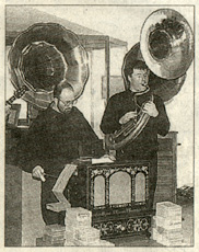 Duo orgue de barbarie-hélicon au Musée de St Fargeau dans l'Yonne